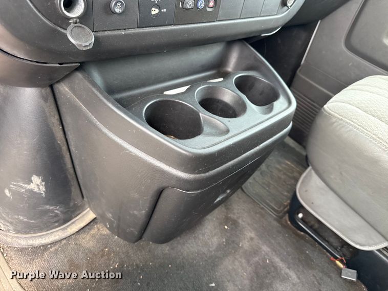 image for item EV6111 2012 Chevrolet Express 3500 van