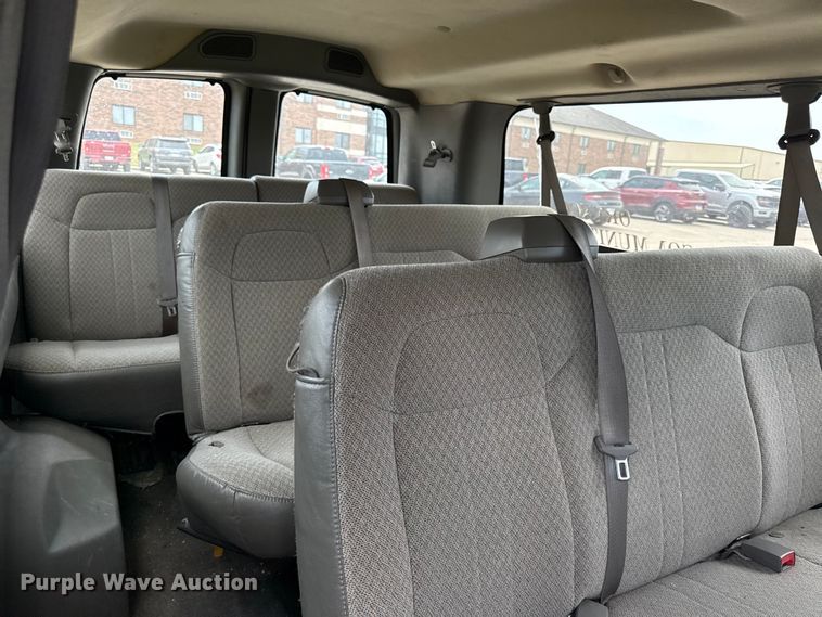 image for item EV6111 2012 Chevrolet Express 3500 van
