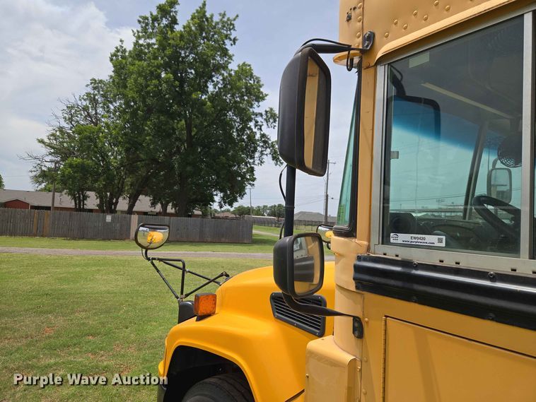 image for item EW0420 2012 Blue Bird BB Conventional school bus