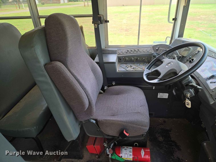 image for item EW0420 2012 Blue Bird BB Conventional school bus