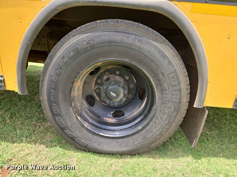 image for item EW0420 2012 Blue Bird BB Conventional school bus