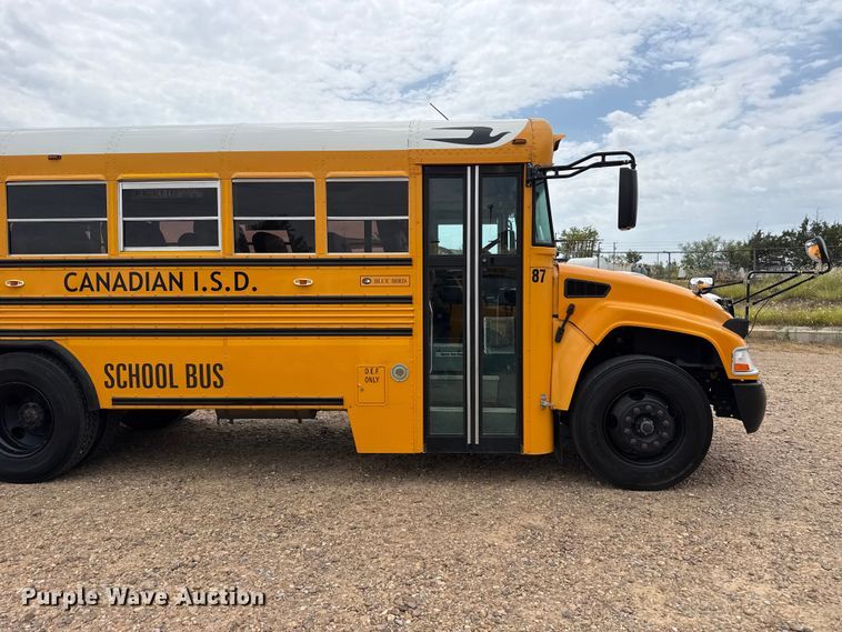 image for item EW4133 2013 Blue Bird Vision school bus