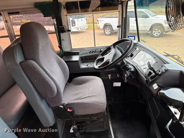 image for item EW4133 2013 Blue Bird Vision school bus