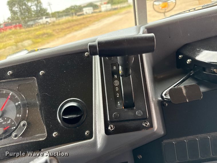 image for item EW4133 2013 Blue Bird Vision school bus