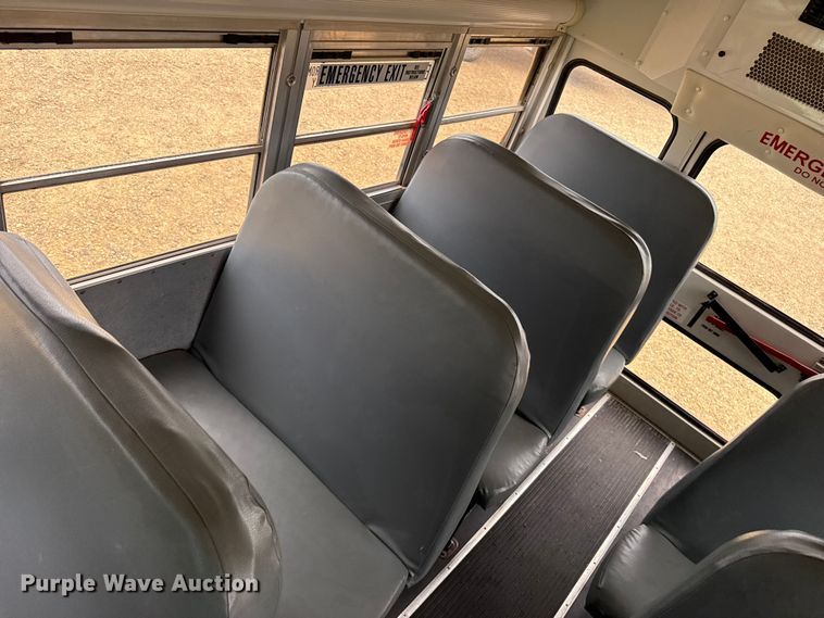 image for item EW4133 2013 Blue Bird Vision school bus