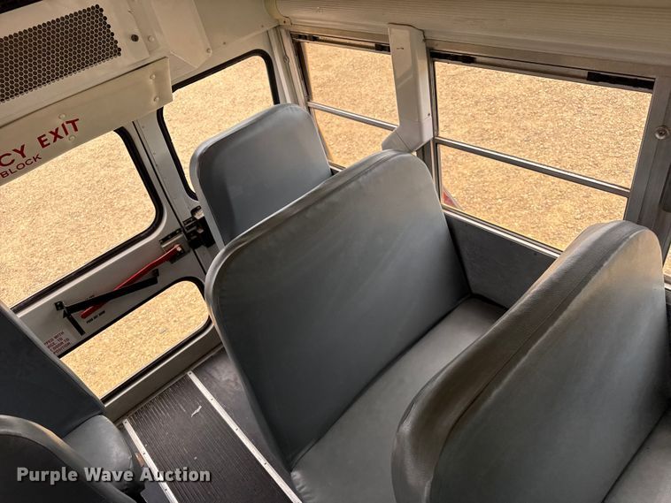 image for item EW4133 2013 Blue Bird Vision school bus