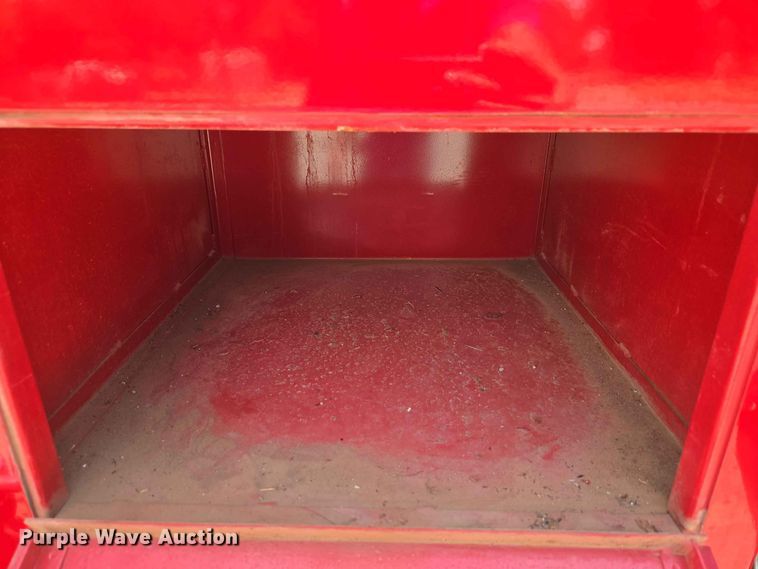 image for item EW8603 1972 International LOADSTAR1700 pumper fire truck