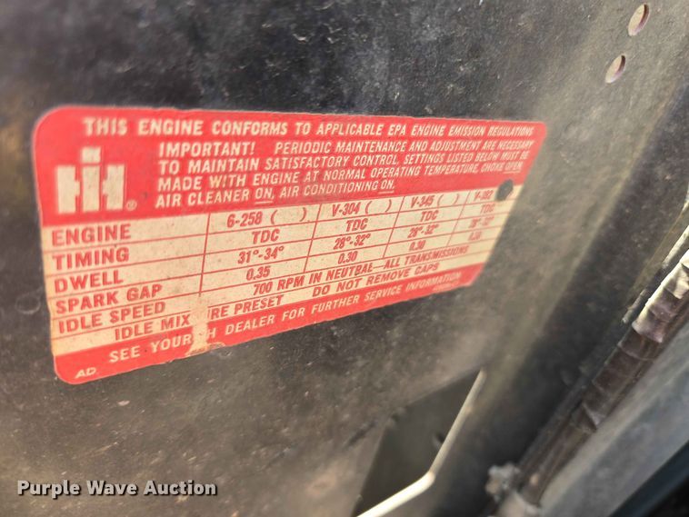 image for item EW8603 1972 International LOADSTAR1700 pumper fire truck