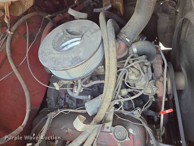 image for item EW8603 1972 International LOADSTAR1700 pumper fire truck