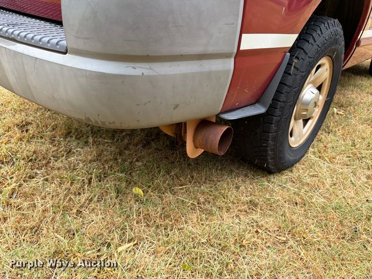 image for item EW8641 2002 Ford Explorer SUV