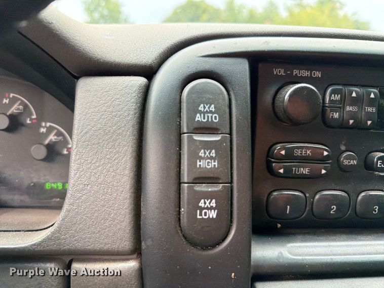image for item EW8641 2002 Ford Explorer SUV