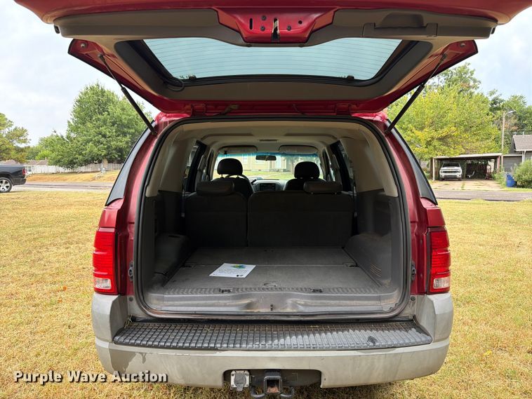 image for item EW8641 2002 Ford Explorer SUV