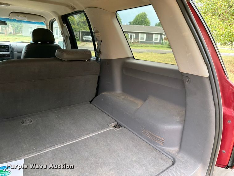 image for item EW8641 2002 Ford Explorer SUV