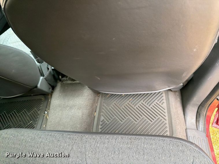 image for item EW8641 2002 Ford Explorer SUV