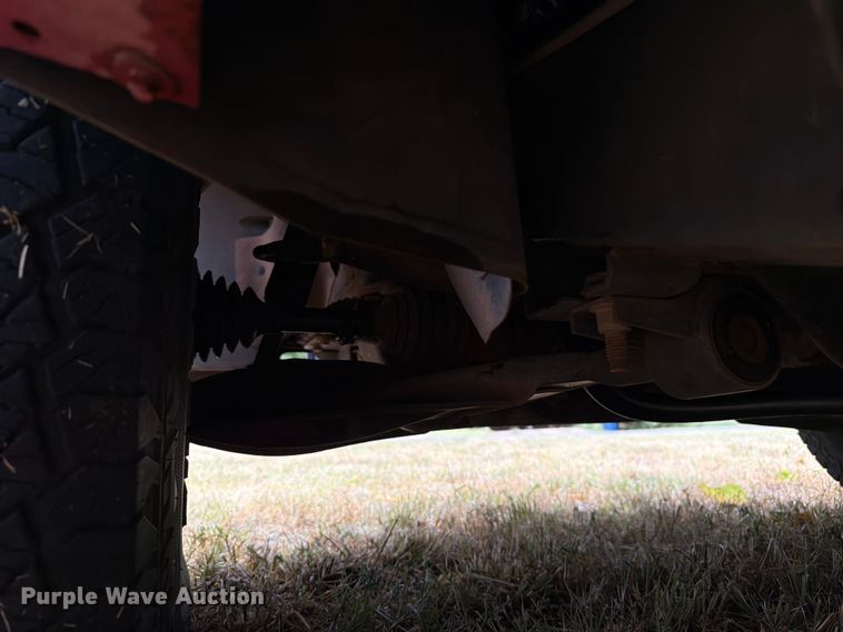 image for item EW8641 2002 Ford Explorer SUV