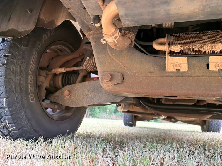 image for item EW8641 2002 Ford Explorer SUV