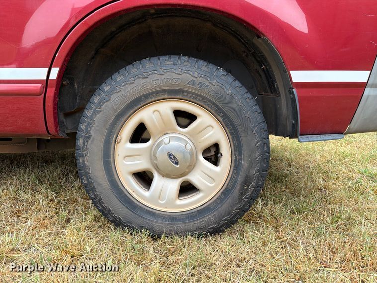 image for item EW8641 2002 Ford Explorer SUV