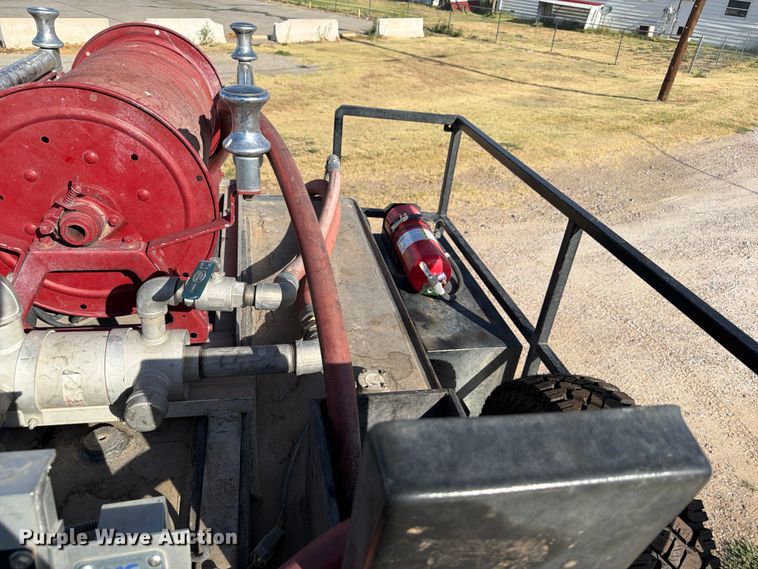 image for item EX0011 2008 Chevrolet Silverado 3500HD flatbed pickup truck