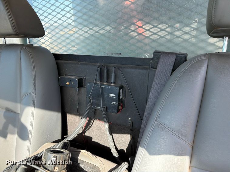 image for item EX0011 2008 Chevrolet Silverado 3500HD flatbed pickup truck