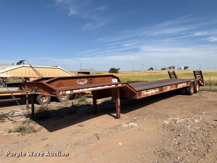 1997 Atoka Trailer Mfg. 20DE drop deck equipment trailer