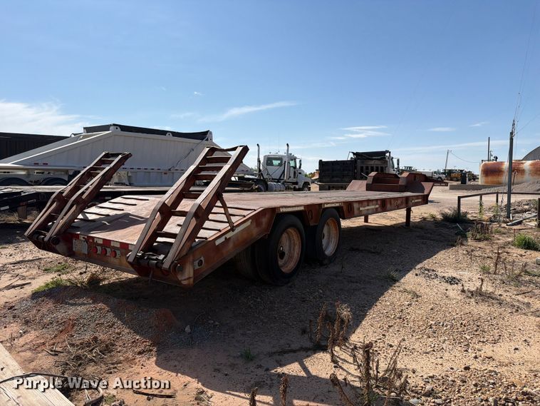 image for item EX0012 1997 Atoka Trailer Mfg. 20DE drop deck equipment trailer