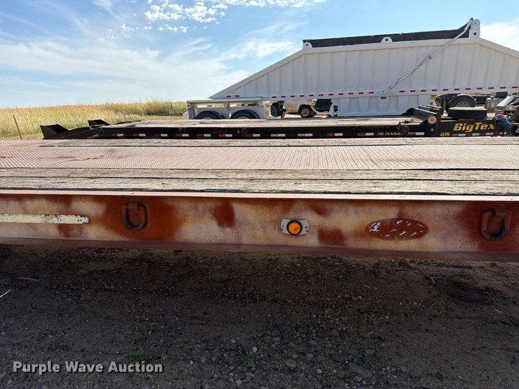 image for item EX0012 1997 Atoka Trailer Mfg. 20DE drop deck equipment trailer