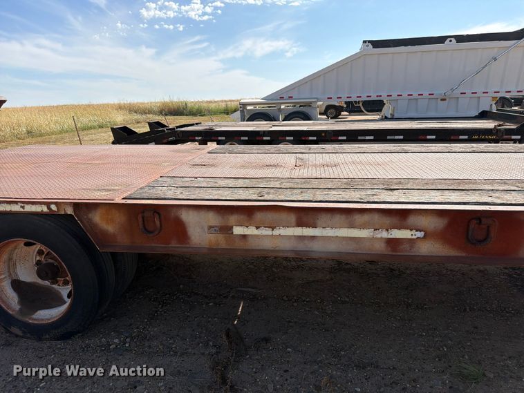 image for item EX0012 1997 Atoka Trailer Mfg. 20DE drop deck equipment trailer