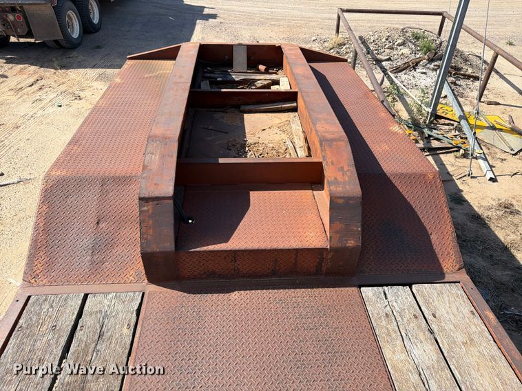 image for item EX0012 1997 Atoka Trailer Mfg. 20DE drop deck equipment trailer