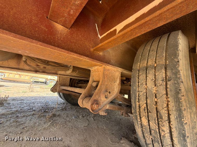 image for item EX0012 1997 Atoka Trailer Mfg. 20DE drop deck equipment trailer