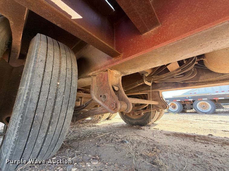 image for item EX0012 1997 Atoka Trailer Mfg. 20DE drop deck equipment trailer