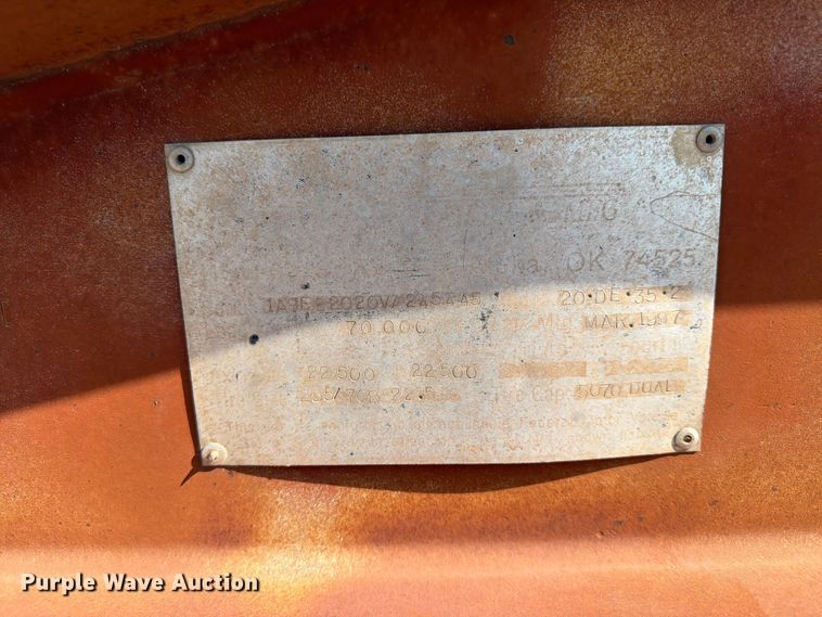 image for item EX0012 1997 Atoka Trailer Mfg. 20DE drop deck equipment trailer