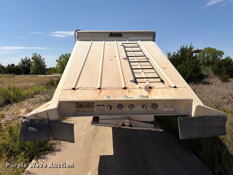 image for item EX0014 2013 Construction Trailer Specialists BDT-40 bottom dump trailer