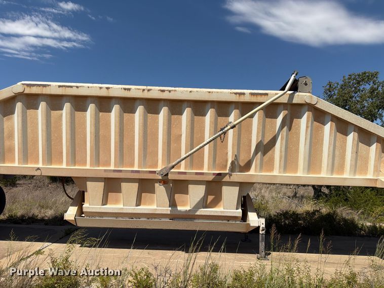image for item EX0014 2013 Construction Trailer Specialists BDT-40 bottom dump trailer