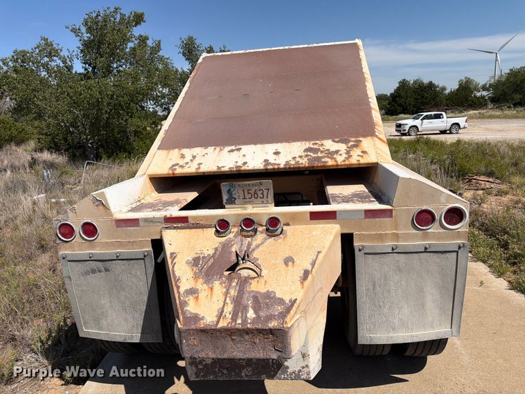 image for item EX0014 2013 Construction Trailer Specialists BDT-40 bottom dump trailer