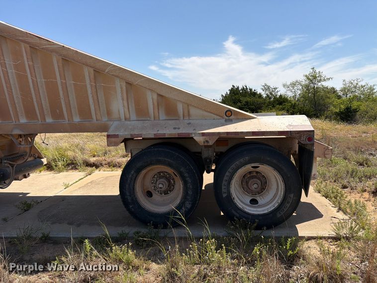 image for item EX0014 2013 Construction Trailer Specialists BDT-40 bottom dump trailer