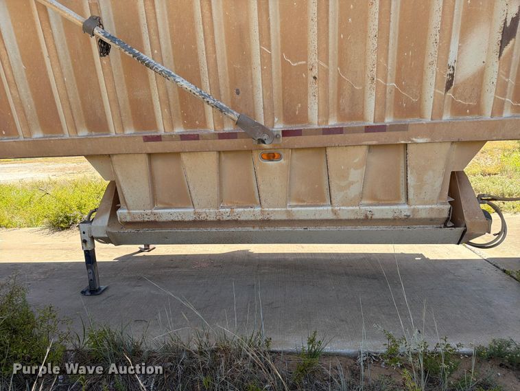 image for item EX0014 2013 Construction Trailer Specialists BDT-40 bottom dump trailer