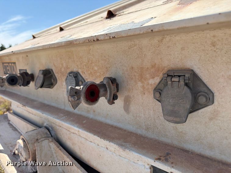 image for item EX0014 2013 Construction Trailer Specialists BDT-40 bottom dump trailer
