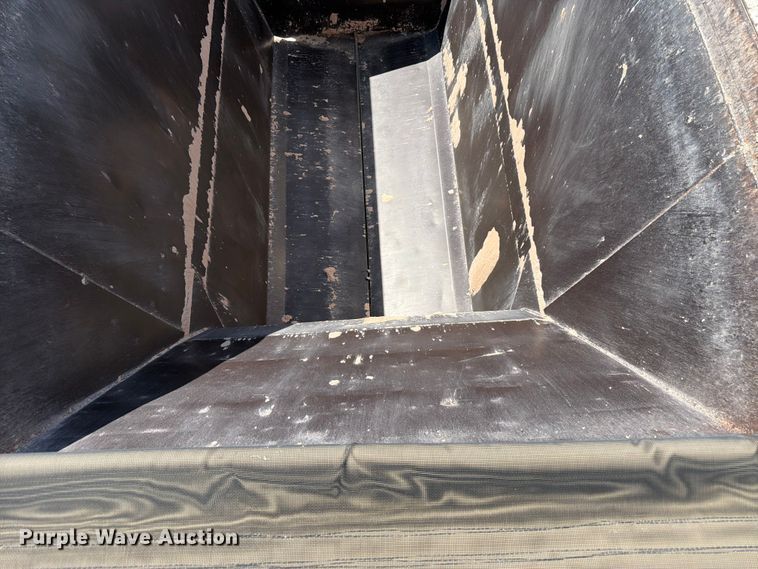 image for item EX0014 2013 Construction Trailer Specialists BDT-40 bottom dump trailer