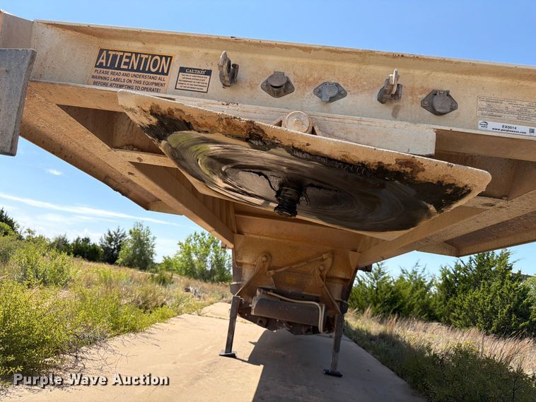 image for item EX0014 2013 Construction Trailer Specialists BDT-40 bottom dump trailer