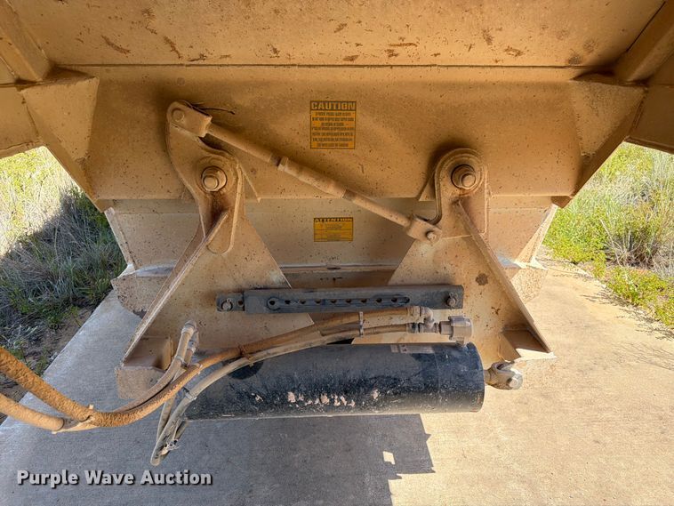 image for item EX0014 2013 Construction Trailer Specialists BDT-40 bottom dump trailer