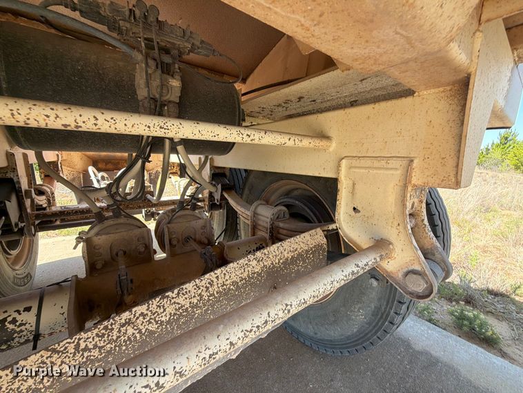 image for item EX0014 2013 Construction Trailer Specialists BDT-40 bottom dump trailer