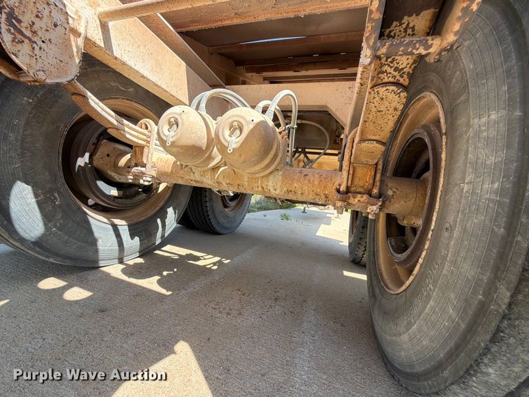 image for item EX0014 2013 Construction Trailer Specialists BDT-40 bottom dump trailer