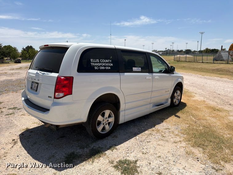 image for item EX0016 2015 Dodge Grand Caravan van
