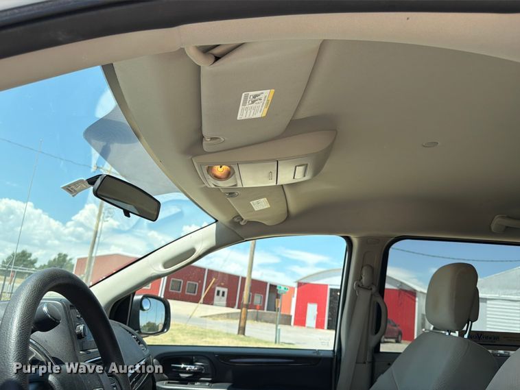 image for item EX0016 2015 Dodge Grand Caravan van
