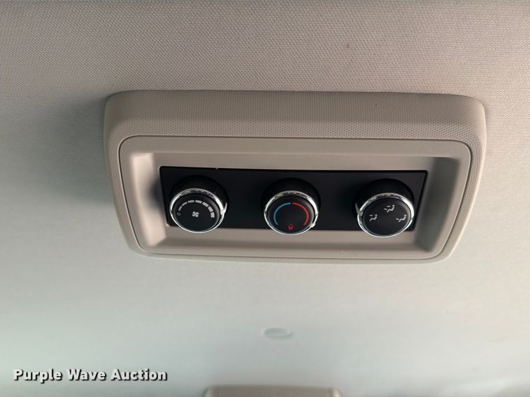 image for item EX0016 2015 Dodge Grand Caravan van