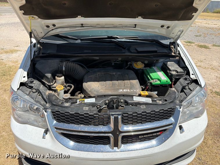 image for item EX0016 2015 Dodge Grand Caravan van