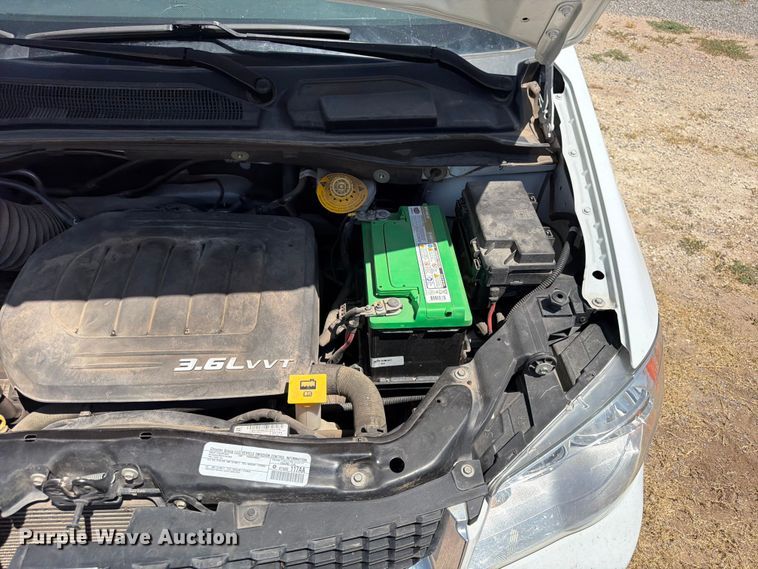 image for item EX0016 2015 Dodge Grand Caravan van
