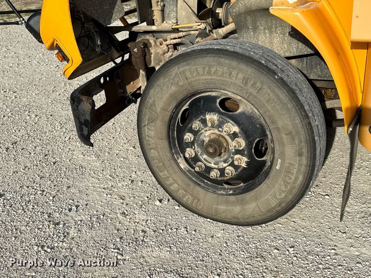 image for item EX2174 2007 Blue Bird Vision school bus