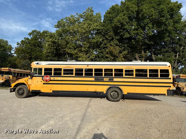 image for item EX2175 2006 Blue Bird Vision school bus