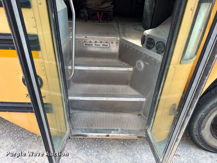 image for item EX2176 2007 Blue Bird Vision school bus